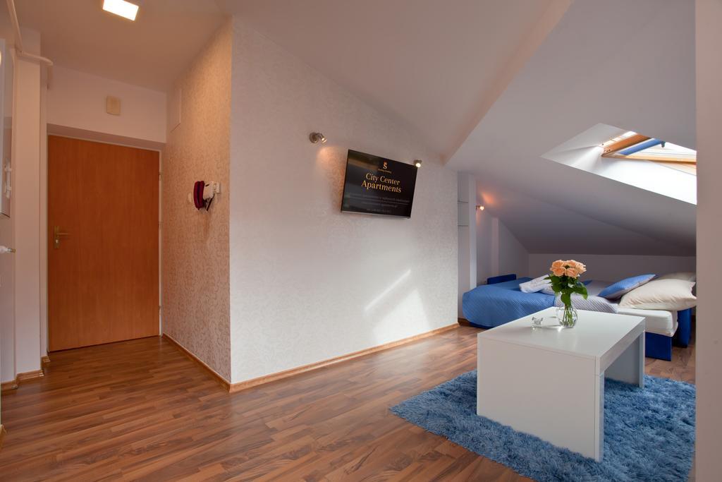 Apartament City Center Studio Deluxe 크리니차 즈드로이 외부 사진