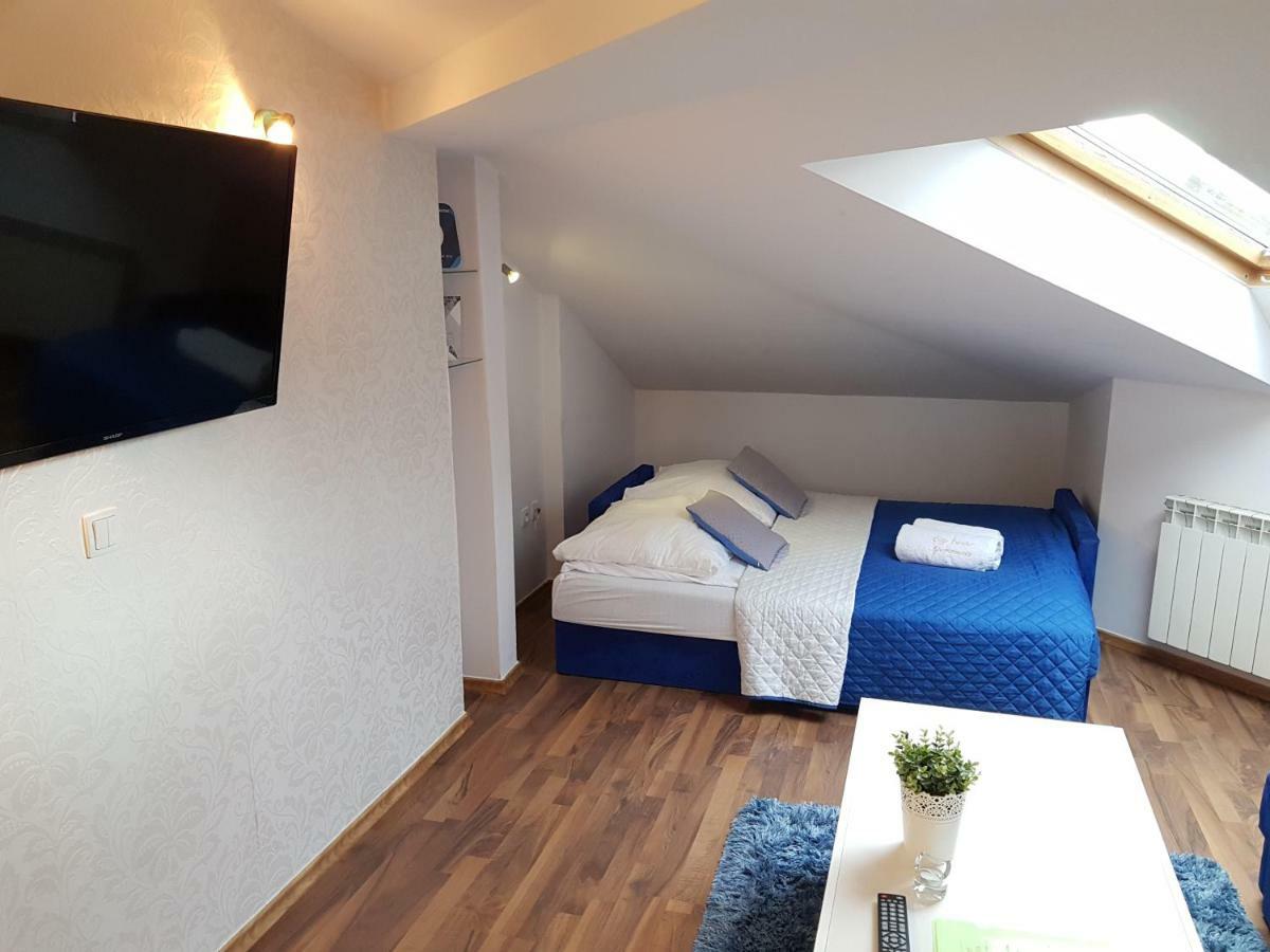Apartament City Center Studio Deluxe 크리니차 즈드로이 외부 사진
